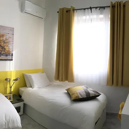 The Wright Angle Apartament